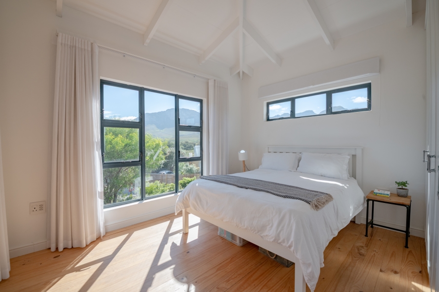 To Let 3 Bedroom Property for Rent in Pringle Bay Western Cape